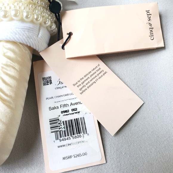 NWT$265 Cinq à Sept Lizzie Necklace Embellished White Tank Top Sz Small - Picture 8 of 15